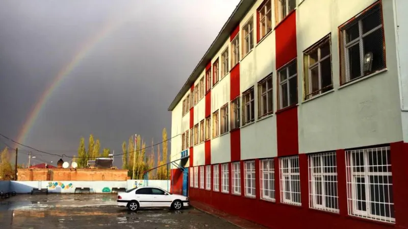 Doğubayazıt Gazi İlkokulu - Doğubayazıt ilkokulları