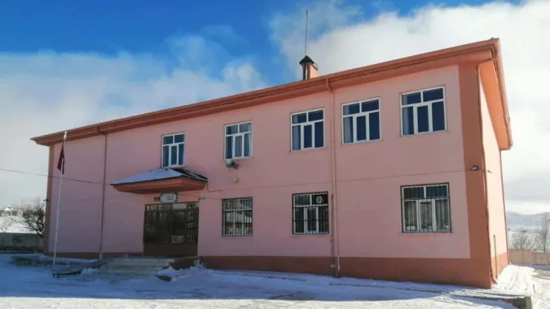 Merkez Çekiçler İlkokulu - Merkez ilkokulları