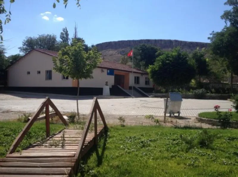 Merkez Doğantarla İlkokulu - Merkez ilkokulları