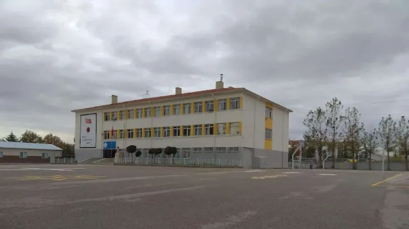 Yenimahalle İstiklal İlkokulu - Yenimahalle ilkokulları