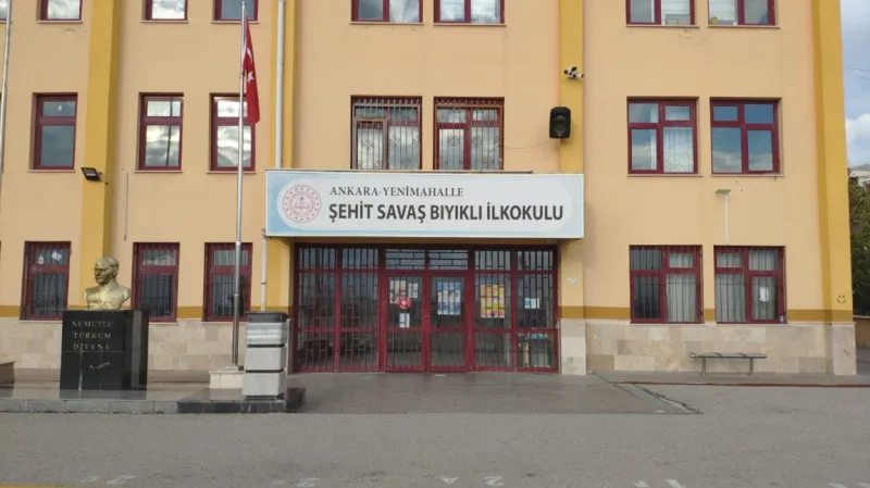 Yenimahalle Şehit Savaş Bıyıklı İlkokulu - Yenimahalle ilkokulları