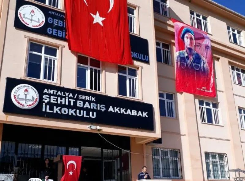 Serik Şehit Barış Akkabak İlkokulu - Serik ilkokulları