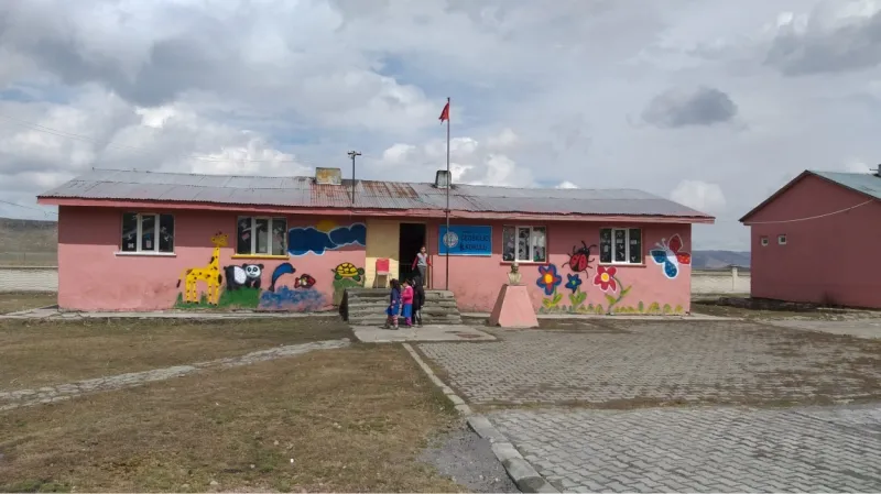 Göle Dedekilici İlkokulu - Göle ilkokulları