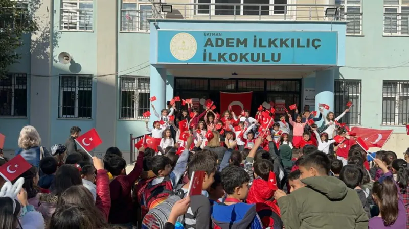 Merkez Adem İlkkılıç İlkokulu - Merkez ilkokulları