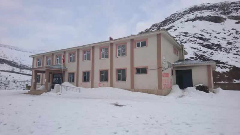 Sason Altıdere İlkokulu - Sason ilkokulları