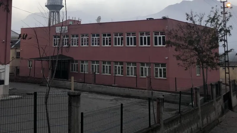 Sason İsti̇klal İlkokulu - Sason ilkokulları