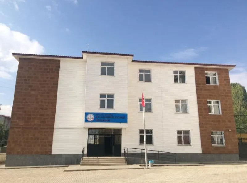Tatvan Selahaddin Eyyubi İlkokulu - Tatvan ilkokulları