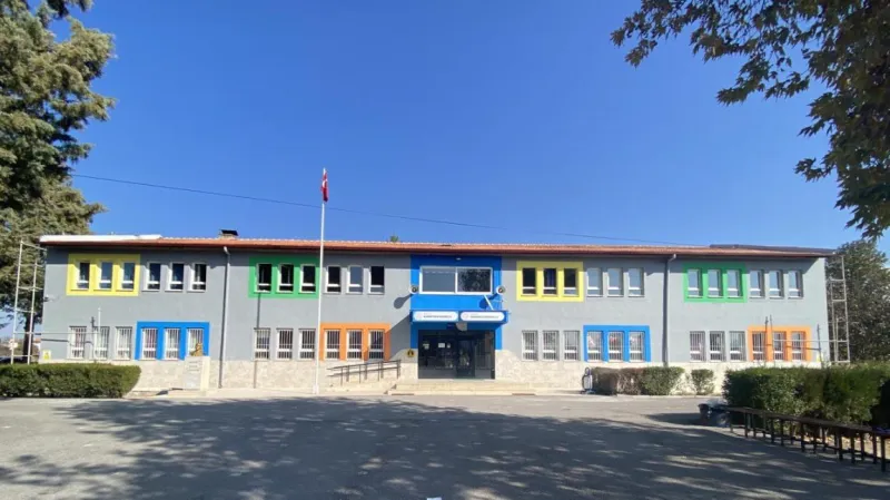 Bucak Karapınar İlkokulu - Bucak ilkokulları