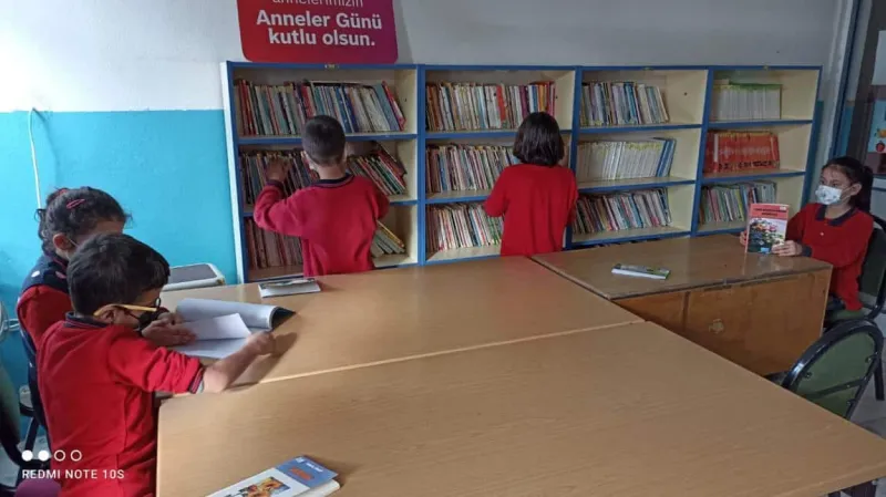 Bucak Cumhuriyet İlkokulu - Bucak ilkokulları