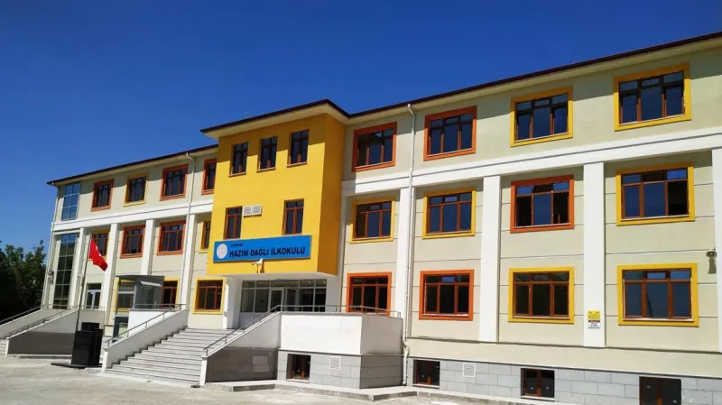 Merkez Hazım Dağlı İlkokulu - Merkez ilkokulları