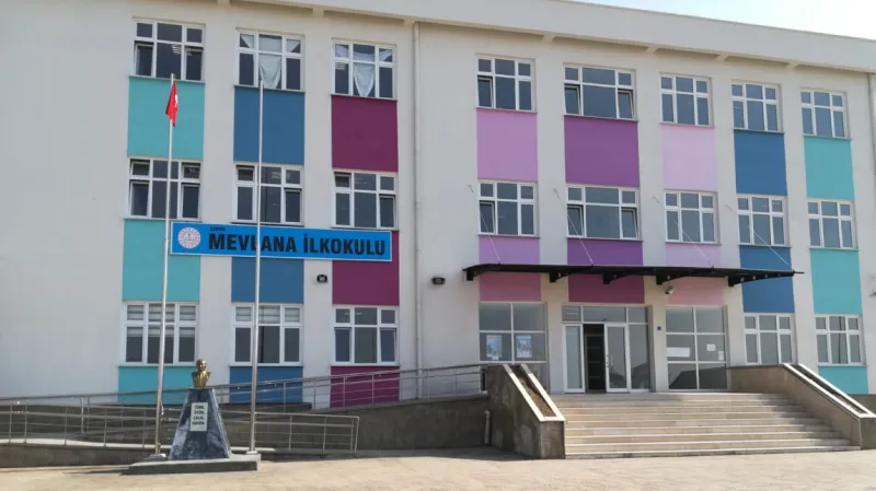 Merkez Mevlana İlkokulu - Merkez ilkokulları