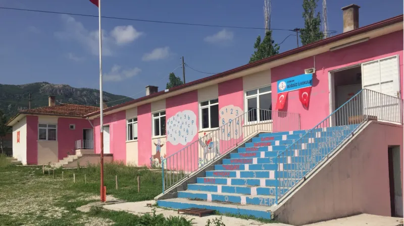 Merkez Büğdüz İlkokulu - Merkez ilkokulları