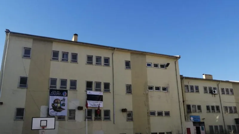 Yenişehir Turgut Özal İlkokulu - Yenişehir ilkokulları