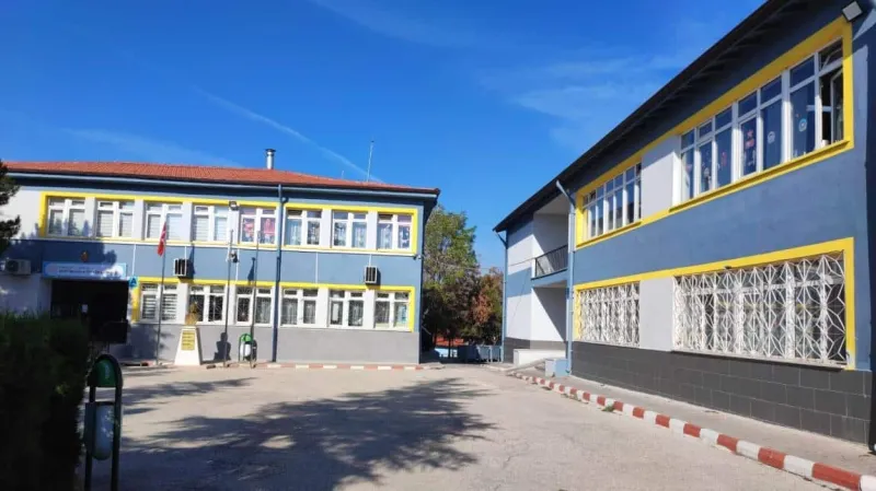 Tepebaşı Şehit Mustafa Türker İlkokulu - Tepebaşı ilkokulları