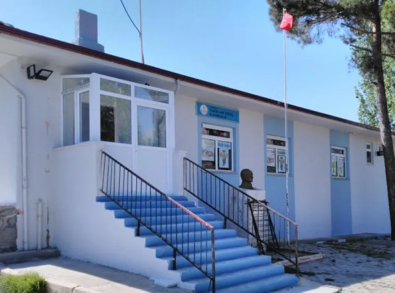 Merkez Kadılar İlkokulu - Merkez ilkokulları