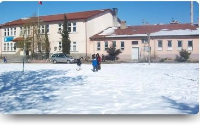 Yalvaç Dedeçam Şehit Ramazan Karaca İlkokulu - Yalvaç ilkokulları