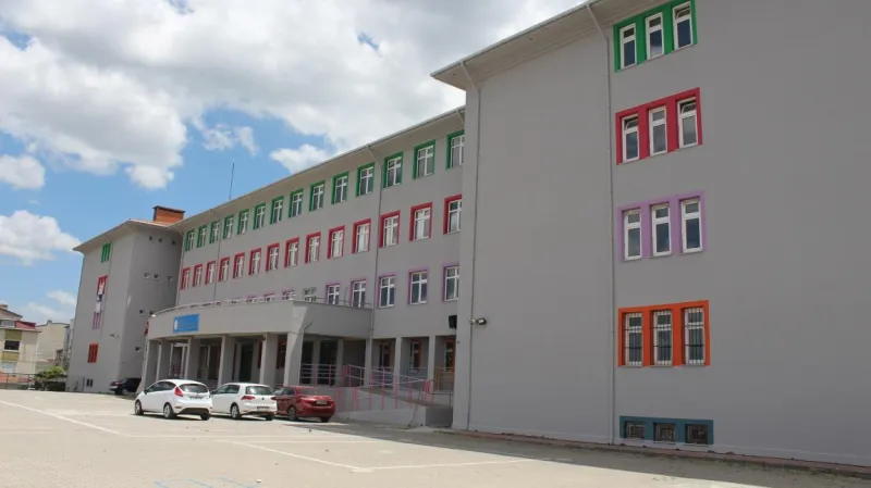 Arnavutköy Ayazma İlkokulu - Arnavutköy ilkokulları