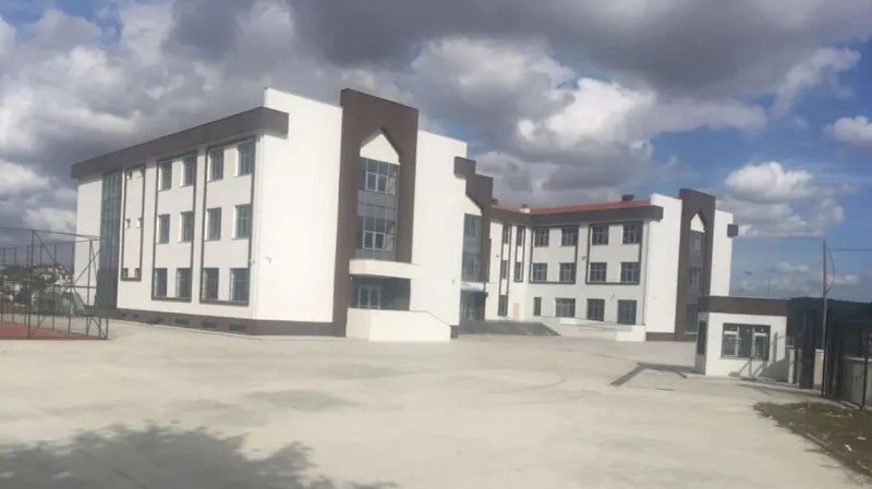 Arnavutköy Milli Eğitim Vakfı Firdevs-Lütfü Orgun İlkokulu - Arnavutköy ilkokulları