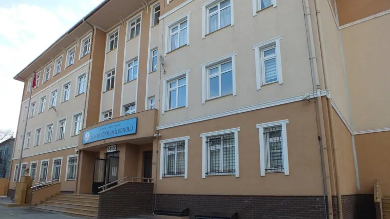 Küçükçekmece Tayfur Sökmen İlkokulu - Küçükçekmece ilkokulları