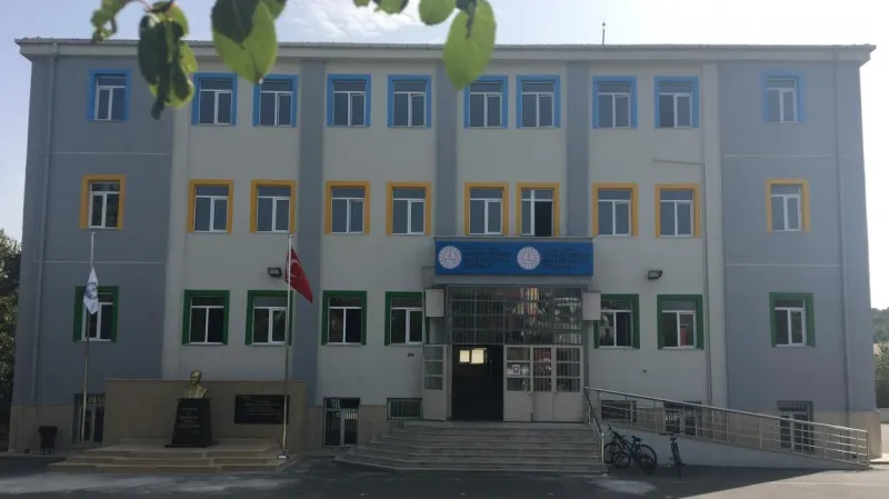 Sarıyer Kumköy Ferhan Bedii Feyzioğlu İlkokulu - Sarıyer ilkokulları