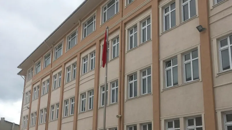 Sultangazi Sultan Alparslan İlkokulu - Sultangazi ilkokulları