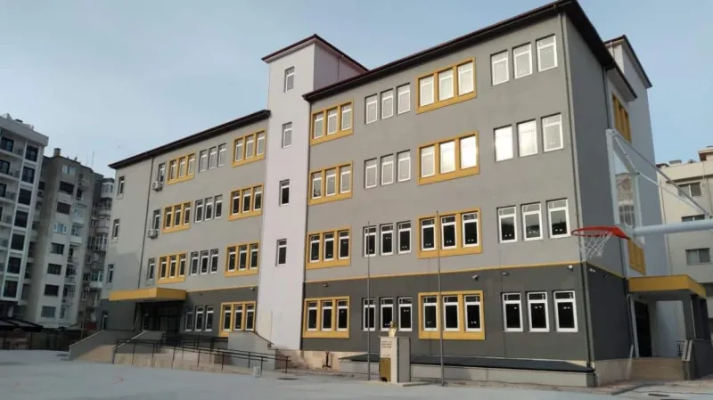Karşıyaka Cumhuriyet İlkokulu - Karşıyaka ilkokulları