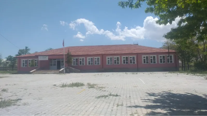 Merkez Eğilmez İlkokulu - Merkez ilkokulları