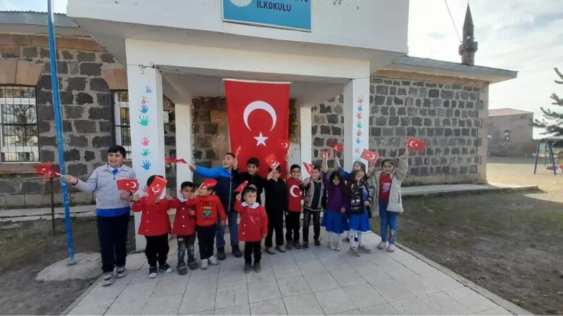 Arpaçay Kuyucak İlkokulu - Arpaçay ilkokulları