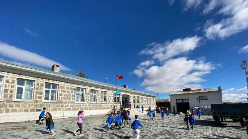 Selim Büyük Oluklu İlkokulu - Selim ilkokulları