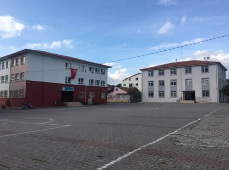 Derince Derince Pakmaya Huriye Pak İlkokulu - Derince ilkokulları