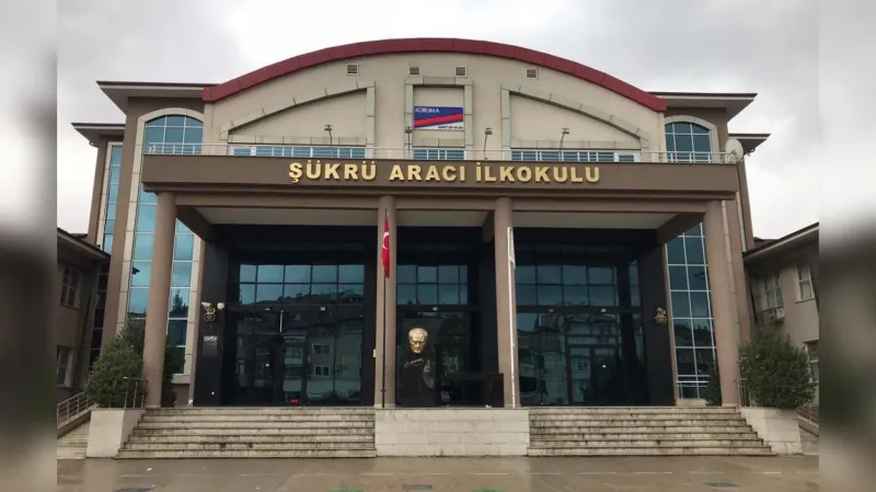 Derince Şükrü Aracı İlkokulu - Derince ilkokulları