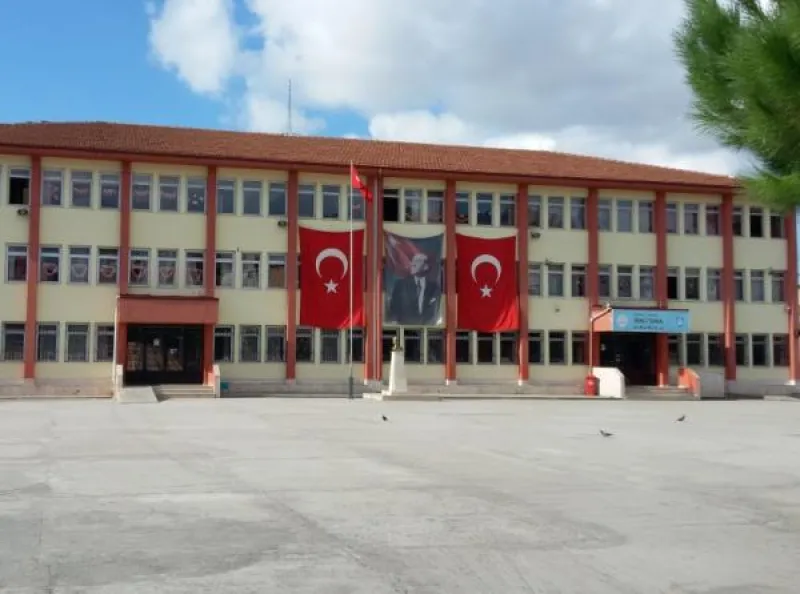 Derince Derince İbni Sina İlkokulu - Derince ilkokulları