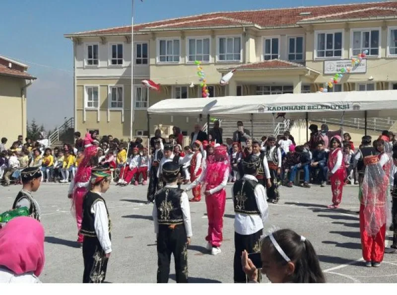 Kadınhanı Hoca Ahmet Yesevi İlkokulu - Kadınhanı ilkokulları