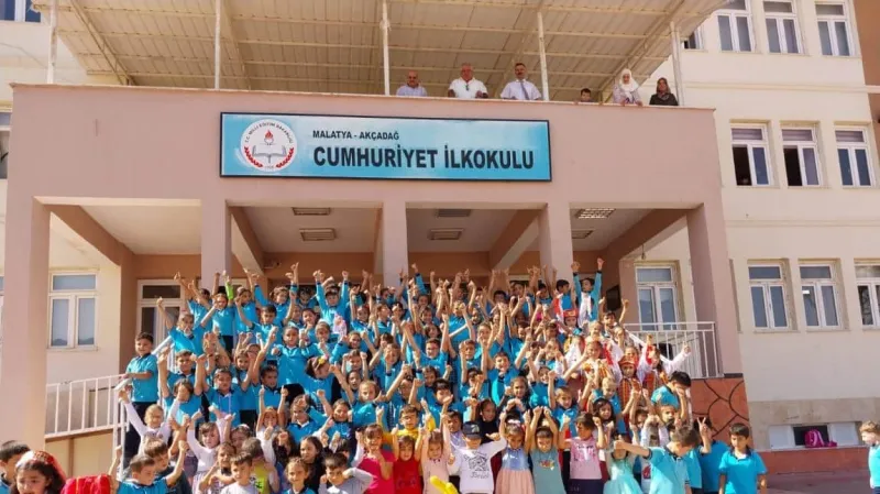 Akçadağ Cumhuriyet İlkokulu - Akçadağ ilkokulları