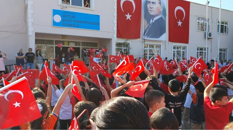 Yenişehir Yenişehir Çiftlik Şehit Eren Kızılgedik İlkokulu - Yenişehir ilkokulları