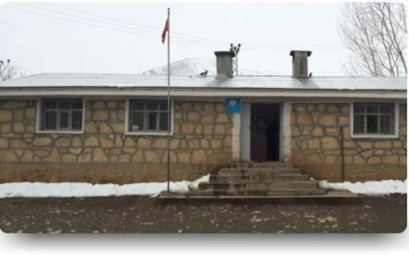 Merkez Üçsirt İlkokulu - Merkez ilkokulları