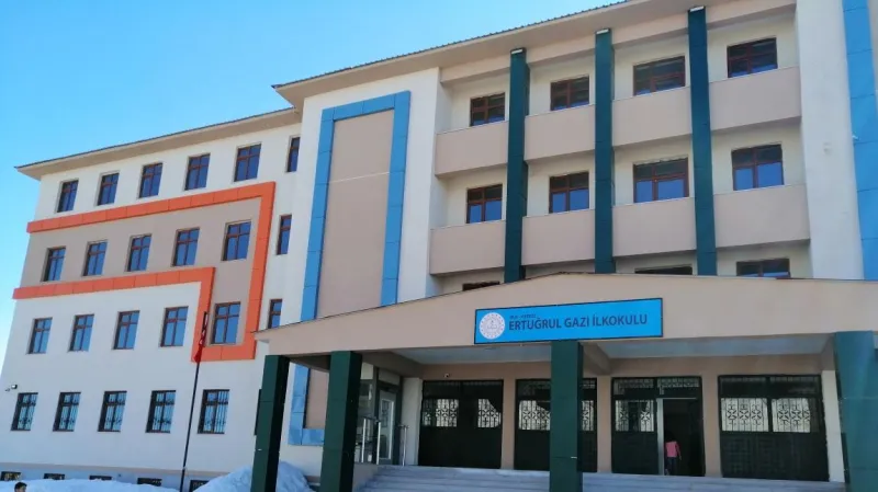Merkez Ertuğrul Gazi İlkokulu - Merkez ilkokulları
