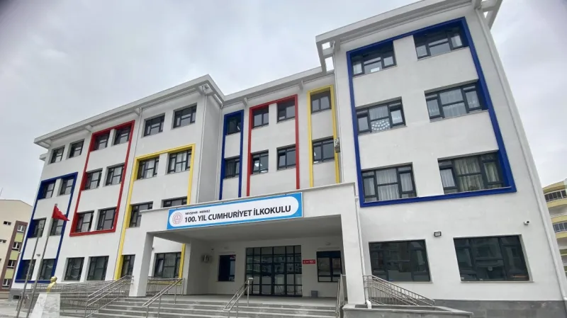 Merkez 100. Yıl Cumhuriyet İlkokulu - Merkez ilkokulları