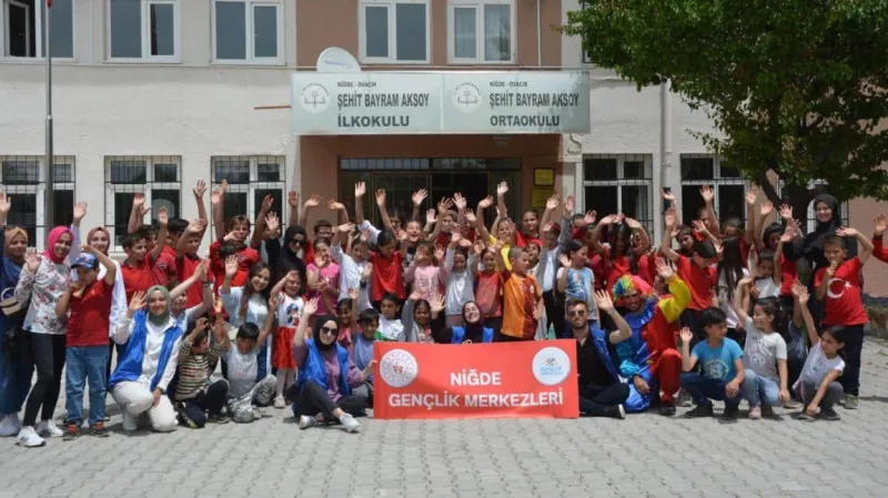 Merkez Ovacık Şehit Bayram Aksoy İlkokulu - Merkez ilkokulları