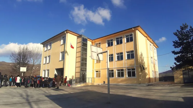 Ayvacık Çarşiköy İlkokulu - Ayvacık ilkokulları