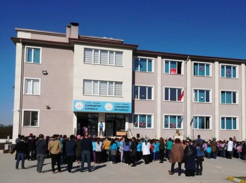 Çarşamba Cumhuriyet İlkokulu - Çarşamba ilkokulları