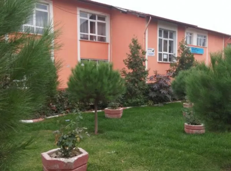 Turhal Mehmet Akif İlkokulu - Turhal ilkokulları