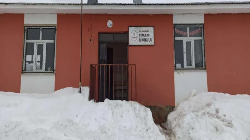 Bahçesaray Çömlekçi̇ İlkokulu - Bahçesaray ilkokulları