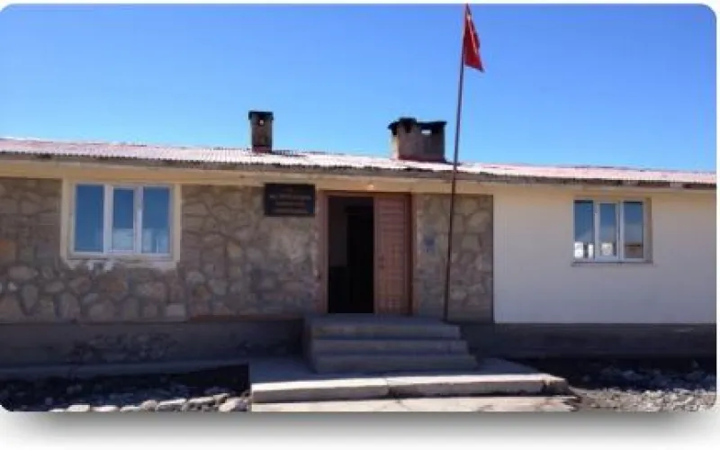 Başkale Kavurgalı İlkokulu - Başkale ilkokulları