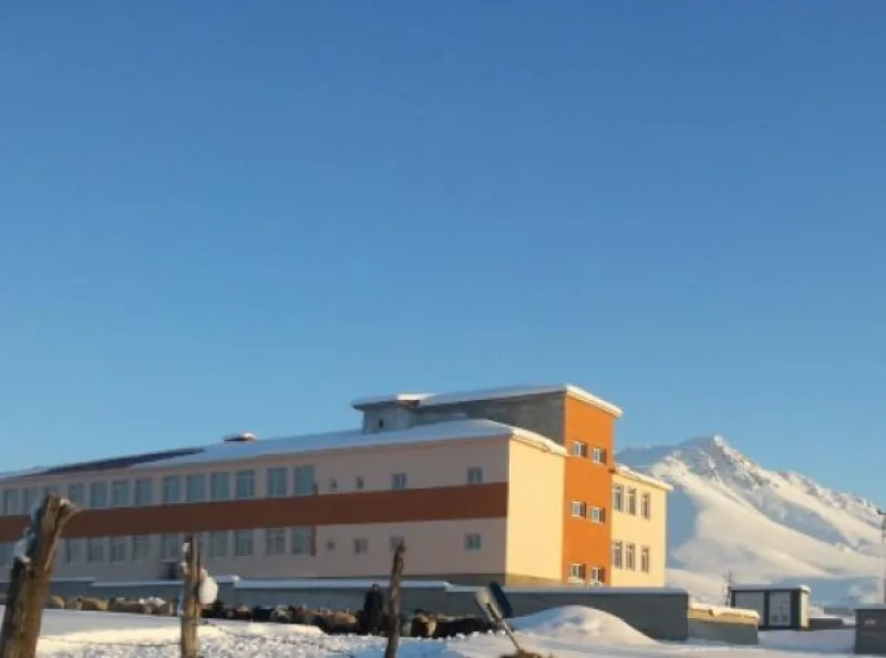 Başkale Ilıcak İlkokulu - Başkale ilkokulları