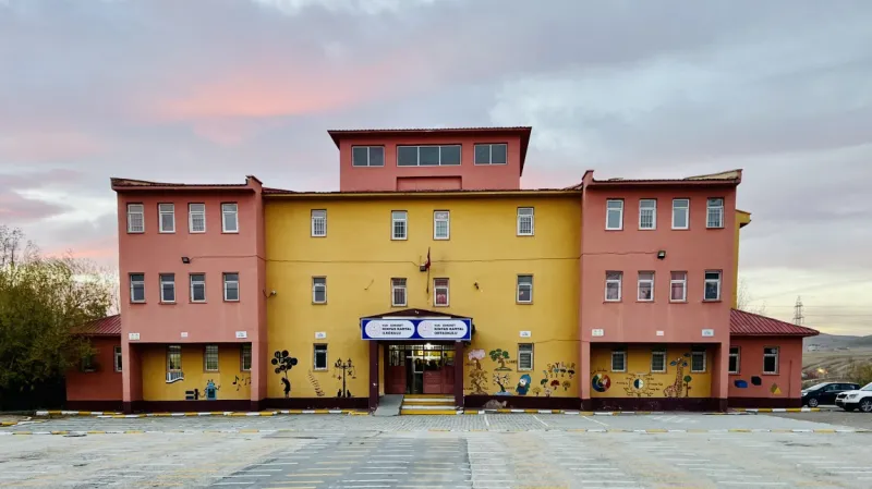 Edremit Kınyas Kartal İlkokulu - Edremit ilkokulları