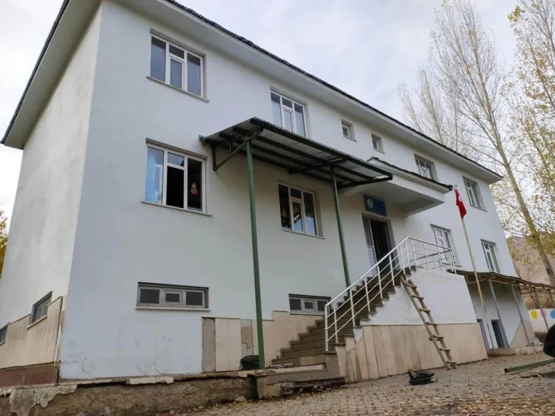 Gevaş Bülent Bayram İlkokulu - Gevaş ilkokulları