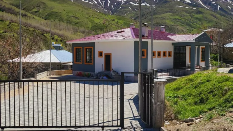 Gevaş Kuşluk İlkokulu - Gevaş ilkokulları