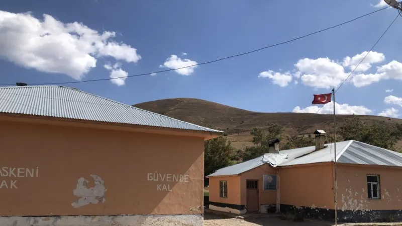 Gevaş Yoldöndü İlkokulu - Gevaş ilkokulları