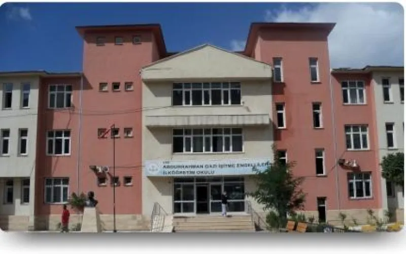 Tuşba Abdurrahman Gazi İşitme Engelliler İlkokulu - Tuşba ilkokulları